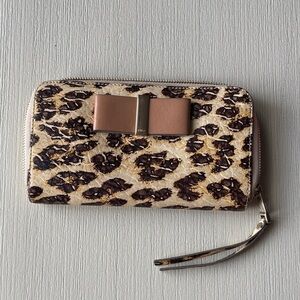 CHLOE’ Leopard Print Wallet